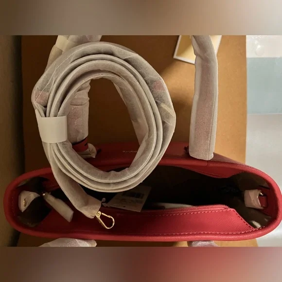 Michael Kors Pink Crossbody Bag - Picture 5 of 8